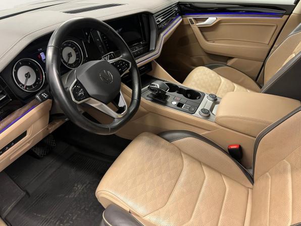 Volkswagen Touareg III с пробегом 2021 года, цена 6 414 000 рублей, 97326 км, внедорожник, Автокод Объявления