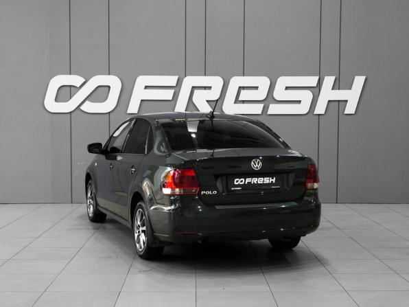 Volkswagen Polo V Рестайлинг с пробегом 2017 года, цена 888 000 рублей, 137268 км, седан, Автокод Объявления