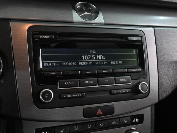 Volkswagen Passat B7 с пробегом 2014 года, цена 948 070 рублей, 231387 км, седан, Автокод Объявления
