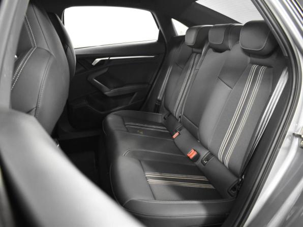 Audi A3 IV (8Y) с пробегом 2022 года, цена 2 926 900 рублей, 36317 км, седан, Автокод Объявления