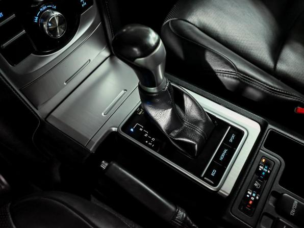 Toyota Land Cruiser Prado 150 Series Рестайлинг 2 с пробегом 2019 года, цена 5 500 000 рублей, 187287 км, внедорожник, Автокод Объявления