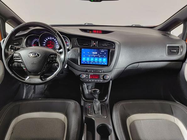 Kia Ceed II с пробегом 2013 года, цена 920 000 рублей, 166639 км, хэтчбек, Автокод Объявления