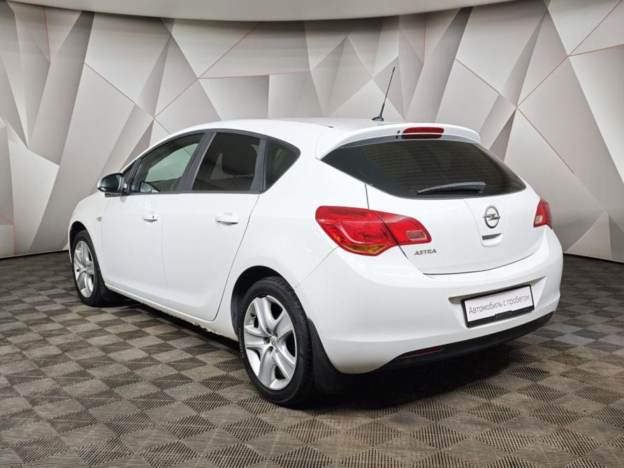 Opel Astra J Москва  - изображение 4
