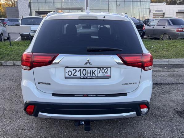 Mitsubishi Outlander III Рестайлинг 2 с пробегом 2018 года, цена 1 690 000 рублей, 141225 км, внедорожник, Автокод Объявления