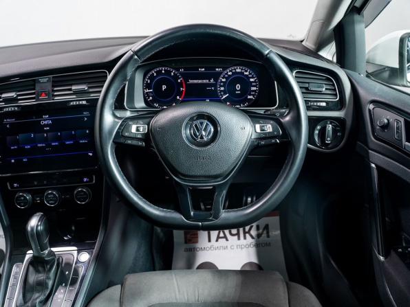 Volkswagen Golf VII Рестайлинг с пробегом 2018 года, цена 1 670 000 рублей, 97300 км, хэтчбек, Автокод Объявления