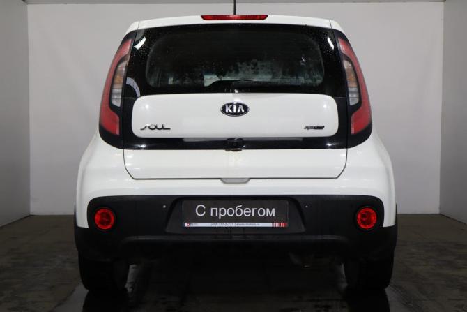 Kia Soul II Рестайлинг с пробегом 2018 года, цена 1 359 000 рублей, 132000 км, хэтчбек, Автокод Объявления