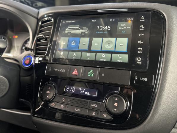 Mitsubishi Outlander III Рестайлинг 3 с пробегом 2022 года, цена 2 749 000 рублей, 30 км, внедорожник, Автокод Объявления