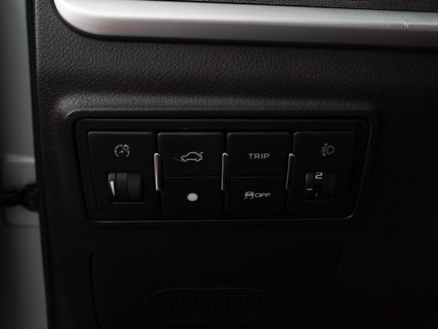 Geely Emgrand 7 I Рестайлинг Воронеж  - изображение 15