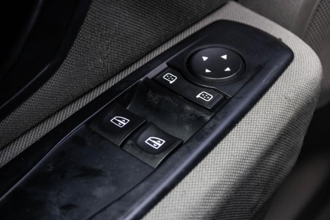 Renault Megane III с пробегом 2009 года, цена 549 000 рублей, 239737 км, хэтчбек, Автокод Объявления