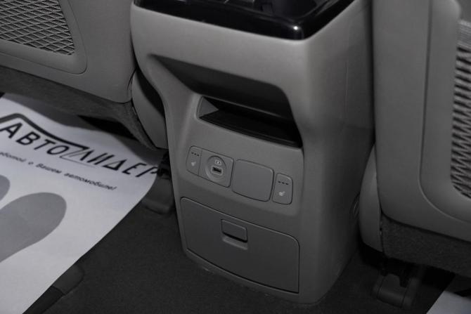 Kia Carnival III с пробегом 2020 года, цена 1 939 000 рублей, 62914 км, минивэн, Автокод Объявления