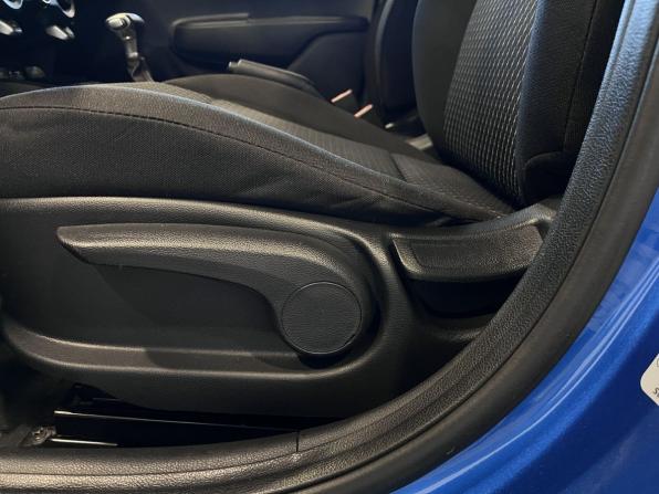 Kia Rio IV с пробегом 2019 года, цена 1 699 000 рублей, 79792 км, хэтчбек, Автокод Объявления