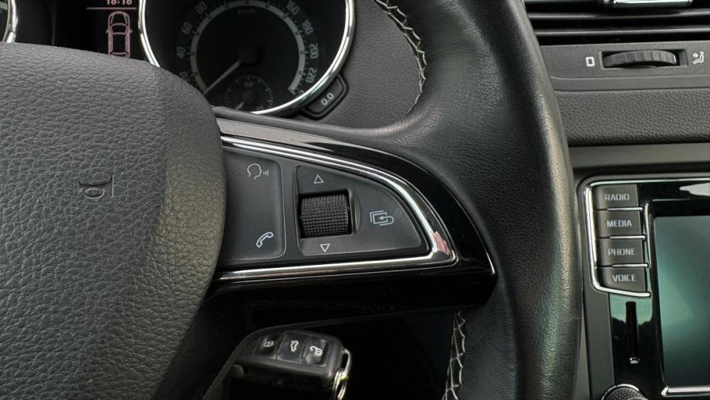 Skoda Yeti I Рестайлинг Брянск  - изображение 11
