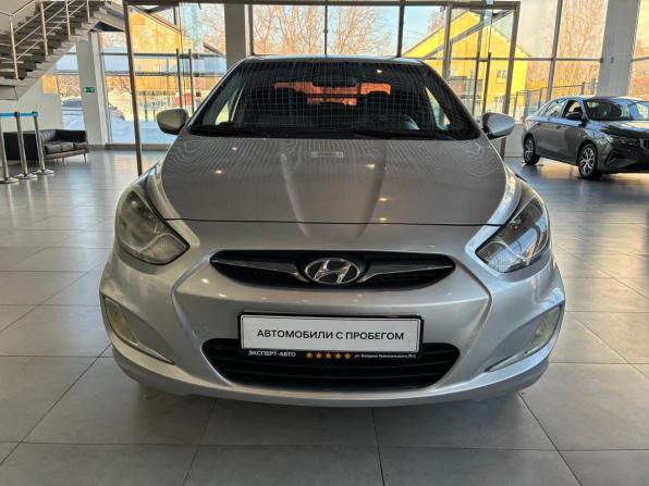 Hyundai Solaris I с пробегом 2012 года, цена 620 000 рублей, 213000 км, седан, Автокод Объявления