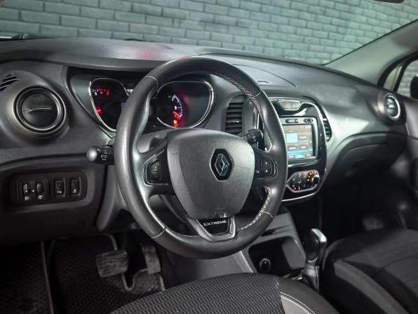 Renault Kaptur I с пробегом 2018 года, цена 1 835 000 рублей, 71355 км, внедорожник, Автокод Объявления