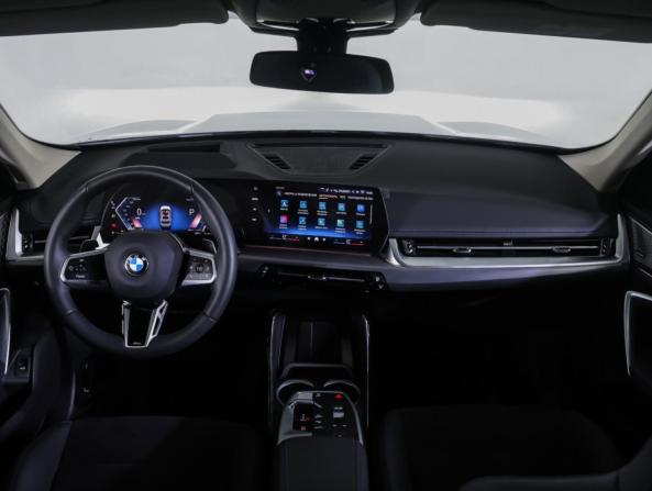 BMW X1 III (U11/U12) с пробегом 2025 года, цена 4 990 000 рублей, 9262 км, внедорожник, Автокод Объявления