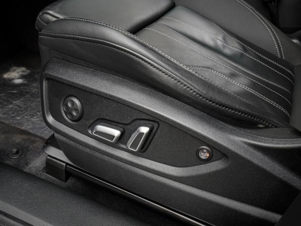 Audi Q5 II (FY) Рестайлинг с пробегом 2023 года, цена 4 830 000 рублей, 27945 км, внедорожник, Автокод Объявления