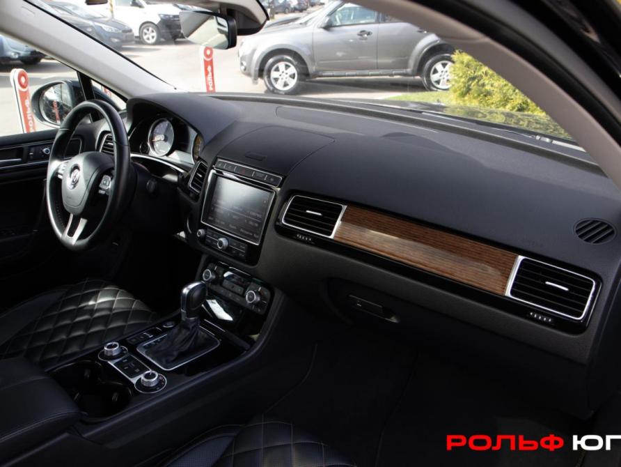Volkswagen Touareg II Рестайлинг Москва  - изображение 7