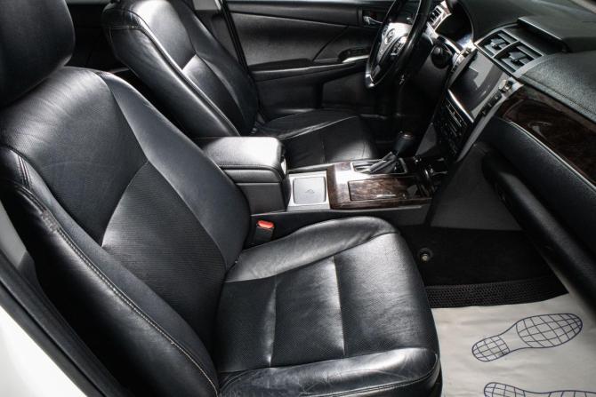Toyota Camry VII (XV50) Рестайлинг 2 с пробегом 2017 года, цена 2 199 000 рублей, 182873 км, седан, Автокод Объявления