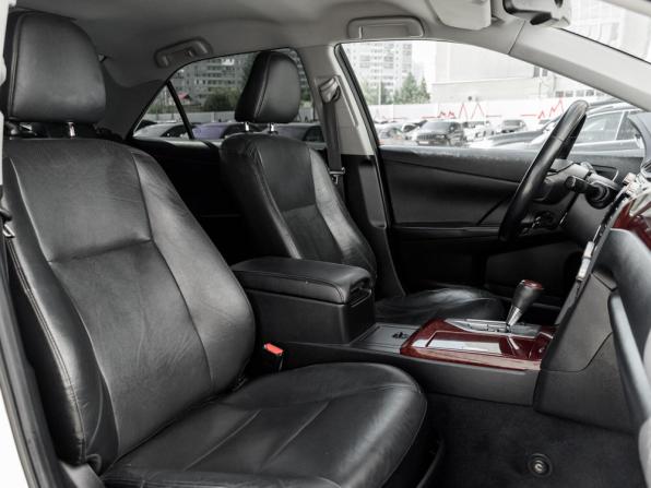 Toyota Camry VII (XV50) с пробегом 2013 года, цена 1 850 000 рублей, 179271 км, седан, Автокод Объявления