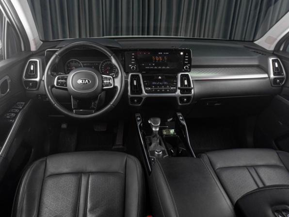 Kia Sorento IV с пробегом 2020 года, цена 3 919 000 рублей, 49972 км, внедорожник, Автокод Объявления