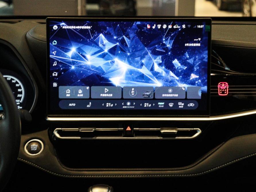 Toyota Highlander IV (XU70) Москва  - изображение 10