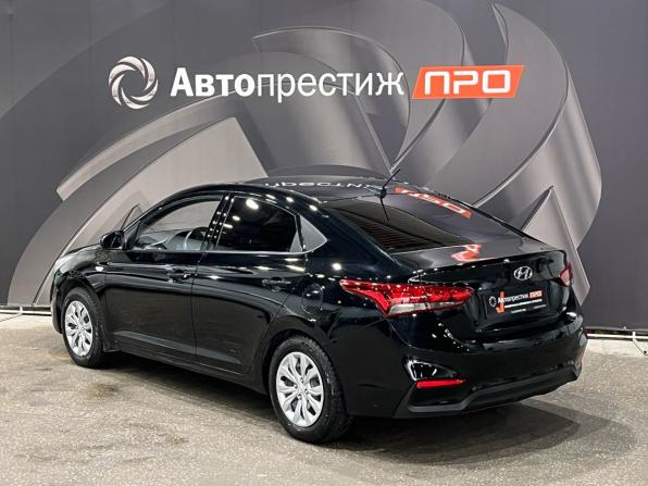 Hyundai Solaris II с пробегом 2019 года, цена 970 000 рублей, 226528 км, седан, Автокод Объявления