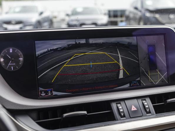 Lexus ES VII с пробегом 2019 года, цена 3 599 000 рублей, 120000 км, седан, Автокод Объявления