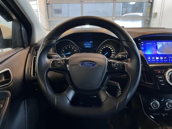 Ford Focus III с пробегом 2013 года, цена 590 000 рублей, 240115 км, седан, Автокод Объявления