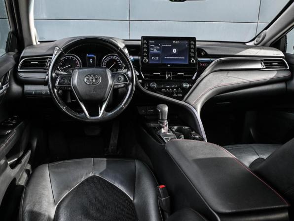 Toyota Camry VIII (XV70) Рестайлинг с пробегом 2021 года, цена 2 969 000 рублей, 107721 км, седан, Автокод Объявления