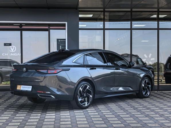 Changan Lamore с пробегом 2024 года, цена 2 300 000 рублей, 42804 км, седан, Автокод Объявления