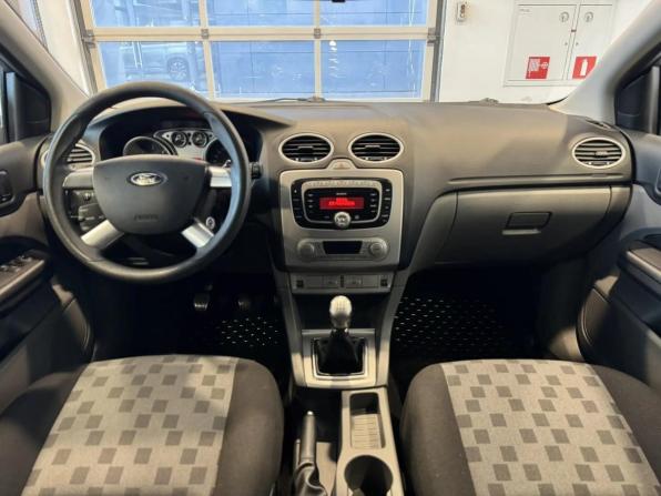 Ford Focus II Рестайлинг с пробегом 2008 года, цена 599 000 рублей, 111296 км, универсал, Автокод Объявления