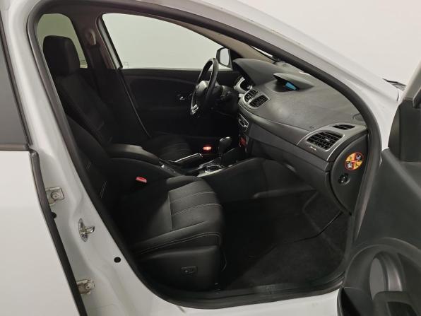 Renault Megane III Рестайлинг с пробегом 2013 года, цена 699 000 рублей, 158217 км, хэтчбек, Автокод Объявления
