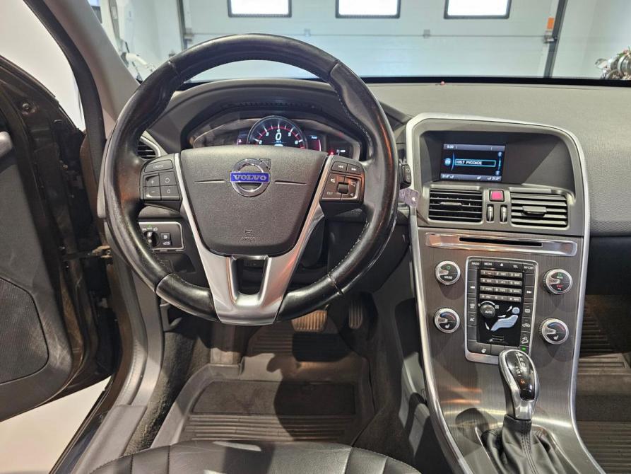 Volvo XC60 I Рестайлинг Москва  - изображение 7