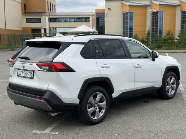 Toyota RAV4 V (XA50) с пробегом 2020 года, цена 3 050 000 рублей, 32218 км, внедорожник, Автокод Объявления