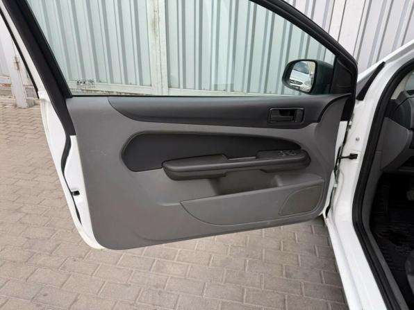 Ford Focus II Рестайлинг с пробегом 2009 года, цена 399 000 рублей, 235190 км, хэтчбек, Автокод Объявления