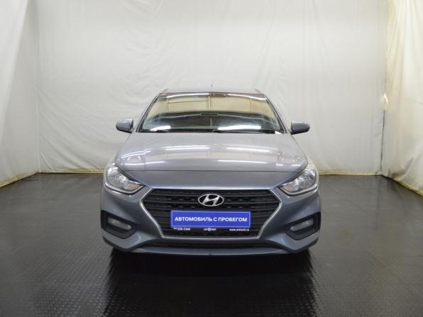 Hyundai Solaris II с пробегом 2018 года, цена 1 350 000 рублей, 135000 км, седан, Автокод Объявления
