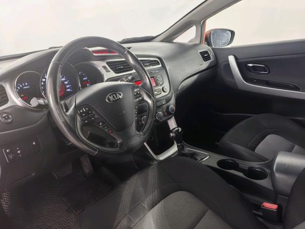 Kia Ceed II с пробегом 2014 года, цена 769 000 рублей, 264300 км, хэтчбек, Автокод Объявления