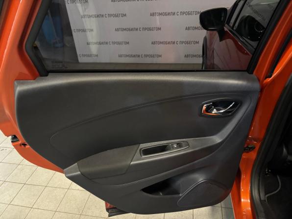 Renault Kaptur I с пробегом 2016 года, цена 1 299 000 рублей, 108342 км, внедорожник, Автокод Объявления