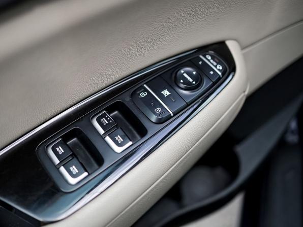Kia Optima IV с пробегом 2017 года, цена 1 749 000 рублей, 174908 км, седан, Автокод Объявления