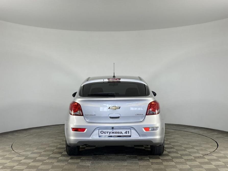 Chevrolet Cruze I Рестайлинг Воронеж  - изображение 8