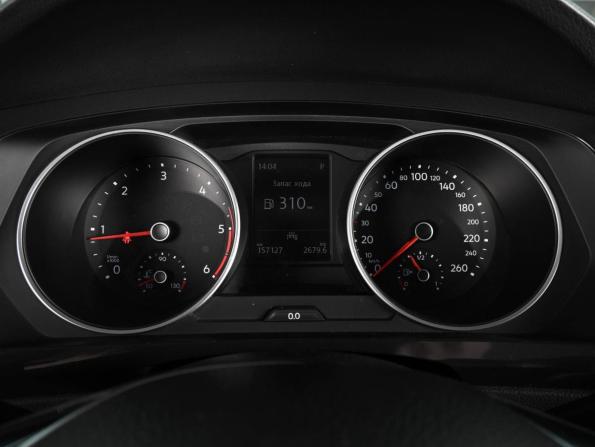 Volkswagen Tiguan II с пробегом 2019 года, цена 2 489 000 рублей, 157127 км, внедорожник, Автокод Объявления