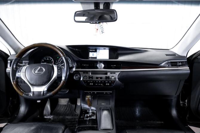 Lexus ES VI с пробегом 2013 года, цена 2 050 000 рублей, 255978 км, седан, Автокод Объявления