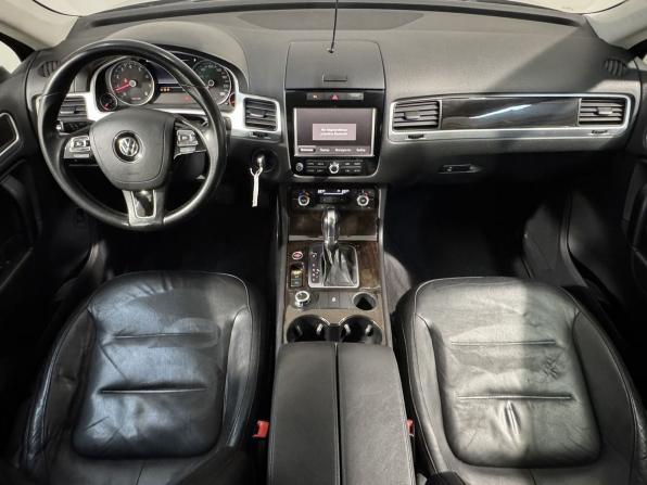 Volkswagen Touareg II с пробегом 2011 года, цена 1 799 800 рублей, 238000 км, внедорожник, Автокод Объявления