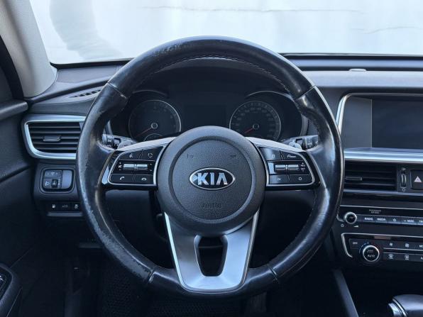 Kia Optima IV Рестайлинг с пробегом 2018 года, цена 2 129 000 рублей, 69867 км, седан, Автокод Объявления