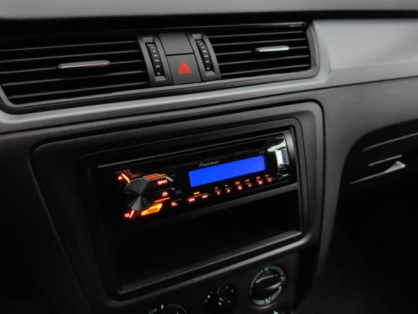 Skoda Rapid I с пробегом 2017 года, цена 1 044 000 рублей, 88000 км, лифтбек, Автокод Объявления