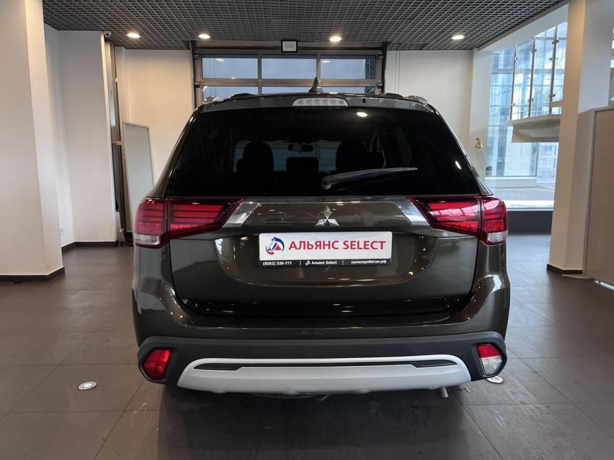 Mitsubishi Outlander III Рестайлинг 3 Чебоксары  - изображение 4