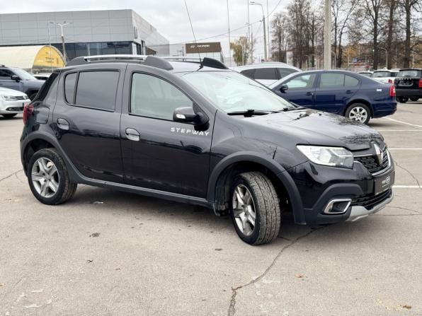 Renault Sandero II Рестайлинг с пробегом 2019 года, цена 999 000 рублей, 152957 км, хэтчбек, Автокод Объявления