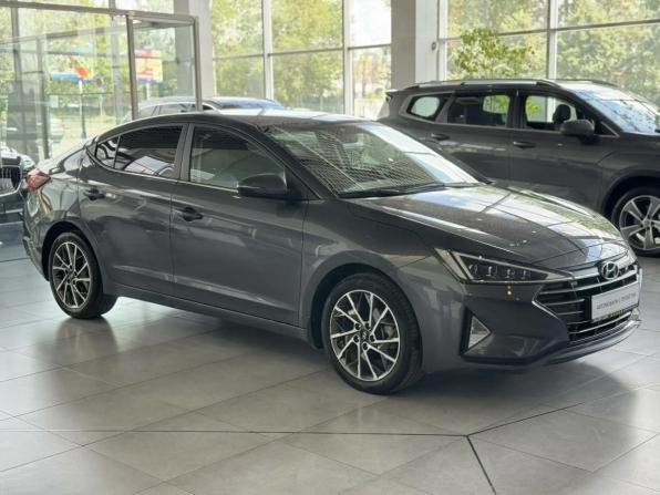 Hyundai Elantra VI (AD) Рестайлинг с пробегом 2019 года, цена 1 635 000 рублей, 70531 км, седан, Автокод Объявления