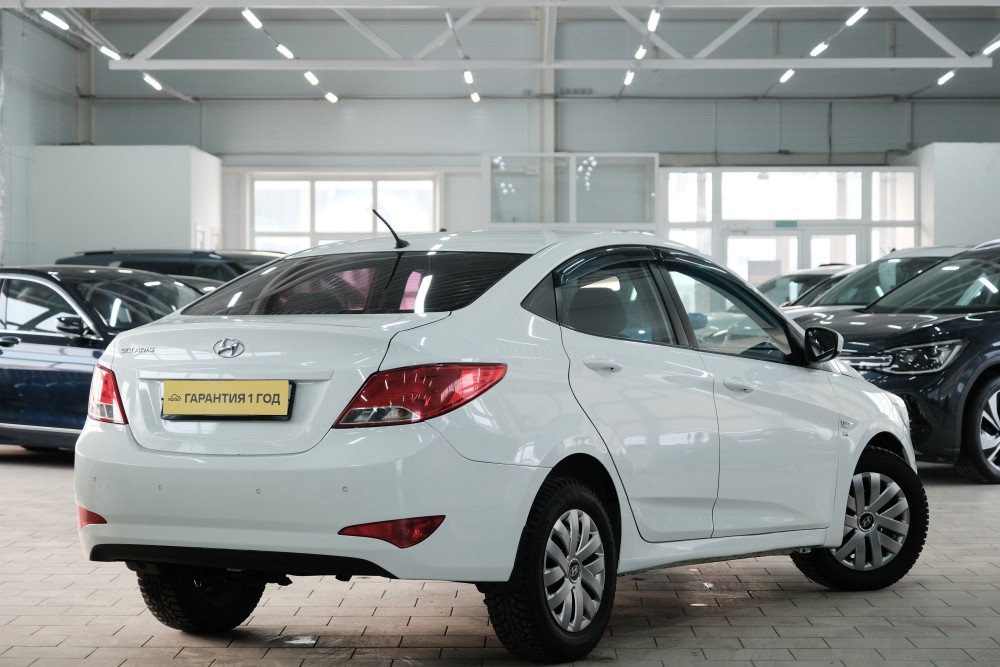 Hyundai Solaris I Рестайлинг Омск  - изображение 7