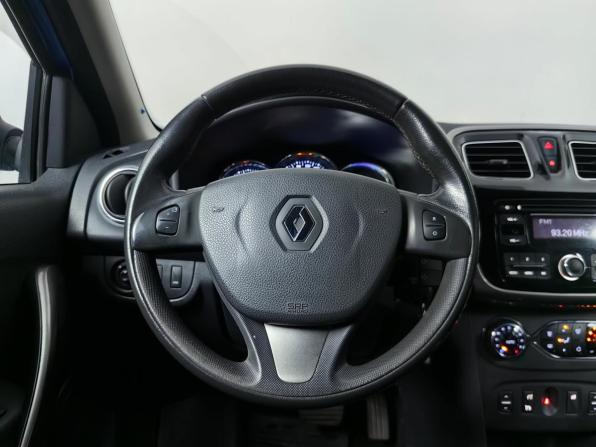 Renault Sandero II с пробегом 2015 года, цена 799 000 рублей, 130285 км, хэтчбек, Автокод Объявления